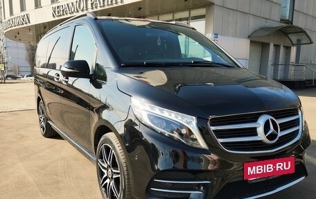 Mercedes-Benz V-Класс, 2019 год, 4 600 000 рублей, 5 фотография