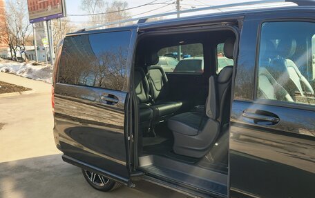 Mercedes-Benz V-Класс, 2019 год, 4 600 000 рублей, 38 фотография