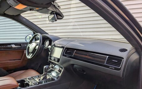 Volkswagen Touareg III, 2013 год, 2 475 000 рублей, 11 фотография