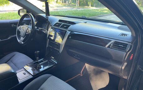 Toyota Camry, 2015 год, 1 980 000 рублей, 9 фотография