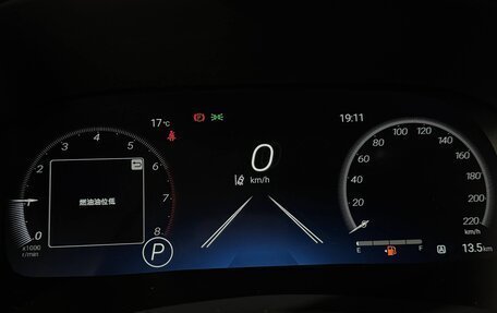 Toyota Highlander, 2026 год, 5 690 000 рублей, 17 фотография