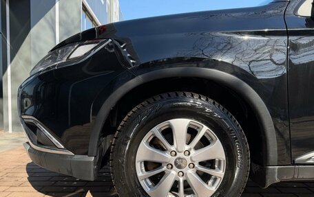 Mitsubishi Outlander III рестайлинг 3, 2017 год, 1 990 000 рублей, 11 фотография