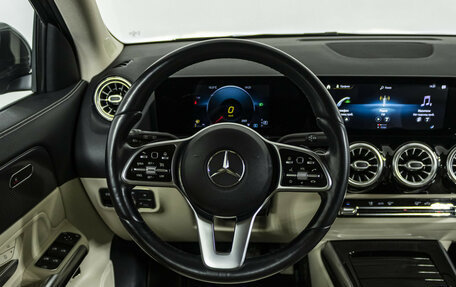 Mercedes-Benz GLA, 2020 год, 2 850 000 рублей, 11 фотография