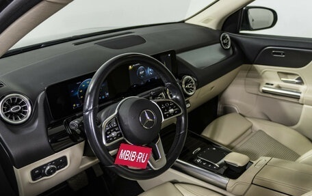 Mercedes-Benz GLA, 2020 год, 2 850 000 рублей, 10 фотография