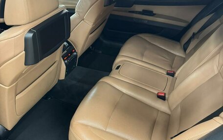 BMW 7 серия, 2011 год, 1 499 000 рублей, 16 фотография