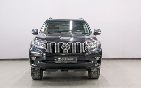 Toyota Land Cruiser Prado 150 рестайлинг 2, 2019 год, 5 610 000 рублей, 24 фотография