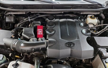 Toyota Land Cruiser Prado 150 рестайлинг 2, 2019 год, 5 610 000 рублей, 20 фотография