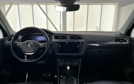 Volkswagen Tiguan II, 2019 год, 3 200 000 рублей, 13 фотография