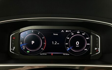 Volkswagen Tiguan II, 2019 год, 3 200 000 рублей, 14 фотография