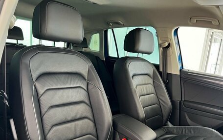 Volkswagen Tiguan II, 2019 год, 3 200 000 рублей, 19 фотография