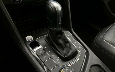 Volkswagen Tiguan II, 2019 год, 3 200 000 рублей, 30 фотография