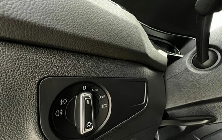 Volkswagen Tiguan II, 2019 год, 3 200 000 рублей, 38 фотография