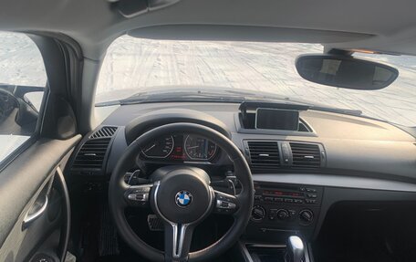 BMW 1 серия, 2011 год, 1 120 000 рублей, 8 фотография