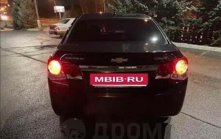 Chevrolet Cruze II, 2011 год, 615 000 рублей, 5 фотография