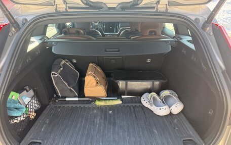 Volvo V60 II, 2020 год, 4 500 000 рублей, 14 фотография