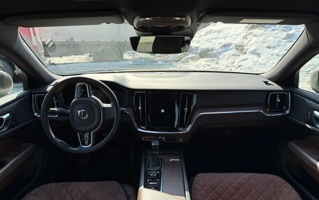 Volvo V60 II, 2020 год, 4 500 000 рублей, 13 фотография