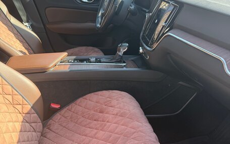 Volvo V60 II, 2020 год, 4 500 000 рублей, 11 фотография