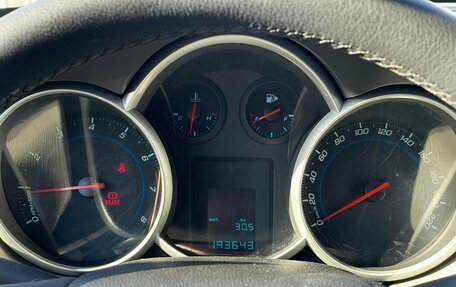 Chevrolet Cruze II, 2013 год, 699 000 рублей, 21 фотография