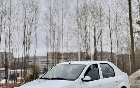 Renault Logan I, 2013 год, 549 000 рублей, 1 фотография