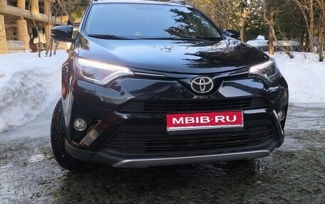 Toyota RAV4, 2017 год, 2 280 000 рублей, 1 фотография