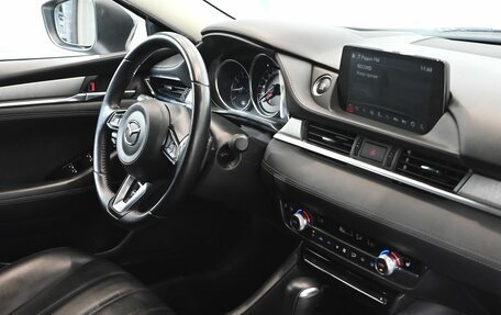 Mazda 6, 2020 год, 2 850 000 рублей, 13 фотография