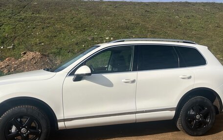 Volkswagen Touareg III, 2011 год, 2 260 000 рублей, 5 фотография