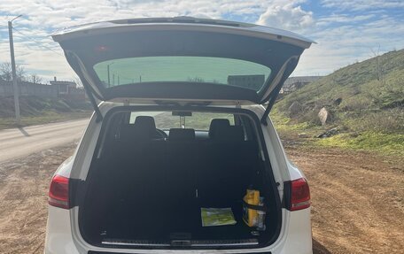 Volkswagen Touareg III, 2011 год, 2 260 000 рублей, 7 фотография