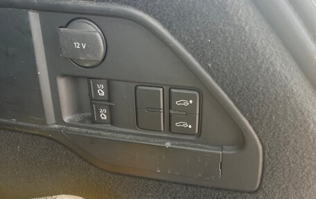 Volkswagen Touareg III, 2011 год, 2 260 000 рублей, 9 фотография