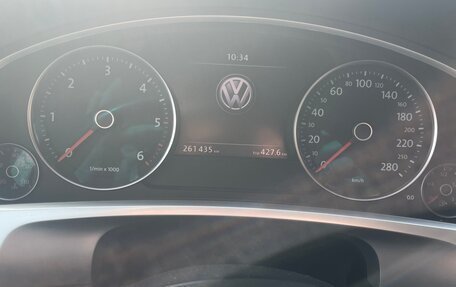 Volkswagen Touareg III, 2011 год, 2 260 000 рублей, 17 фотография