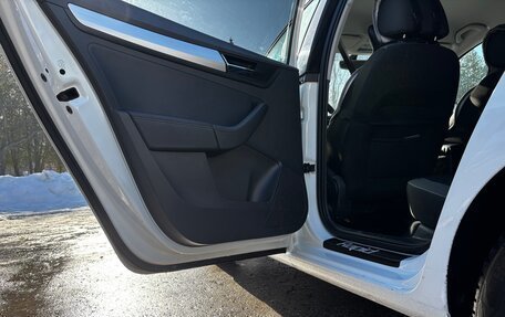 Skoda Rapid I, 2017 год, 1 220 000 рублей, 12 фотография