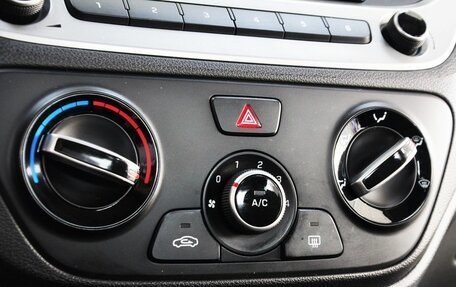 Hyundai Solaris II рестайлинг, 2017 год, 1 249 000 рублей, 12 фотография