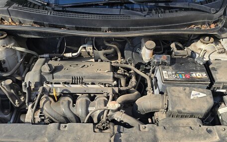 Hyundai Solaris II рестайлинг, 2013 год, 13 фотография