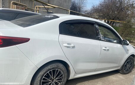 KIA Rio IV, 2019 год, 850 000 рублей, 5 фотография