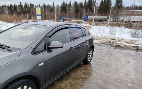 Opel Astra J, 2012 год, 660 000 рублей, 13 фотография