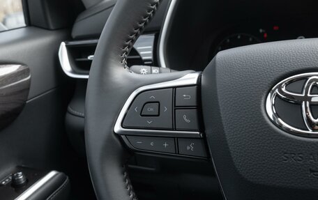 Toyota Highlander, 2025 год, 5 950 000 рублей, 29 фотография