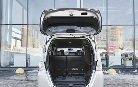 Honda Freed I, 2012 год, 999 800 рублей, 12 фотография