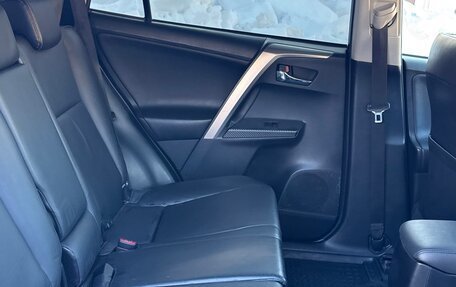 Toyota RAV4, 2014 год, 2 500 000 рублей, 14 фотография