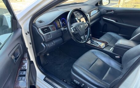 Toyota Camry, 2017 год, 1 890 000 рублей, 11 фотография