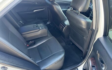 Toyota Camry, 2017 год, 1 890 000 рублей, 13 фотография