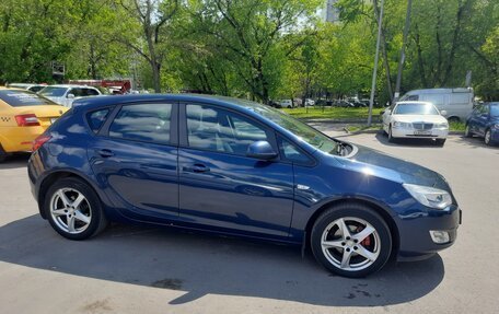 Opel Astra J, 2012 год, 585 000 рублей, 2 фотография