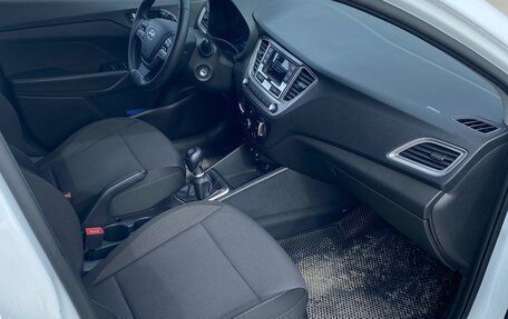 Hyundai Solaris II рестайлинг, 2019 год, 1 460 000 рублей, 14 фотография