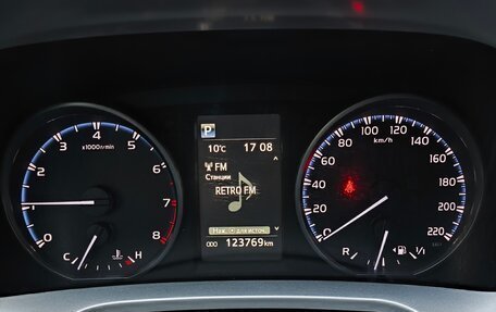 Toyota RAV4, 2017 год, 2 280 000 рублей, 5 фотография