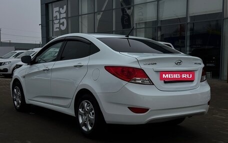 Hyundai Solaris II рестайлинг, 2013 год, 749 000 рублей, 2 фотография