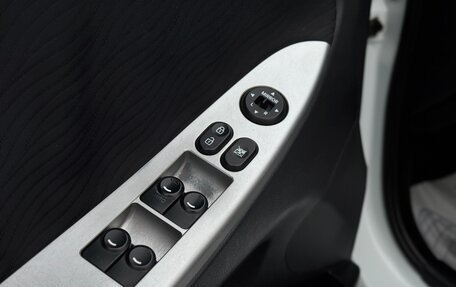 Hyundai Solaris II рестайлинг, 2013 год, 749 000 рублей, 10 фотография