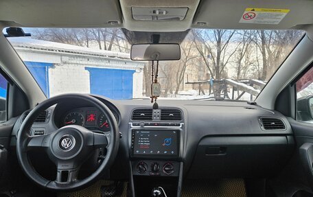 Volkswagen Polo VI (EU Market), 2012 год, 810 000 рублей, 11 фотография