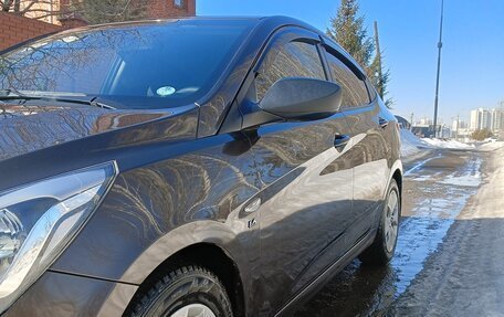 Hyundai Solaris II рестайлинг, 2014 год, 960 000 рублей, 3 фотография