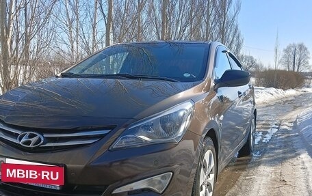 Hyundai Solaris II рестайлинг, 2014 год, 960 000 рублей, 2 фотография