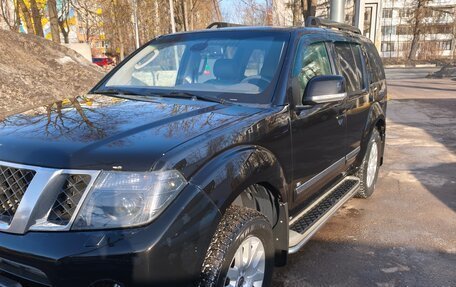 Nissan Pathfinder, 2012 год, 1 800 000 рублей, 2 фотография