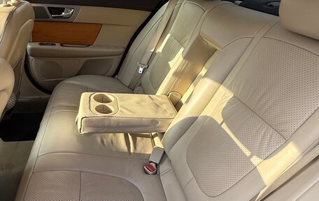 Jaguar XF I рестайлинг, 2008 год, 950 000 рублей, 12 фотография