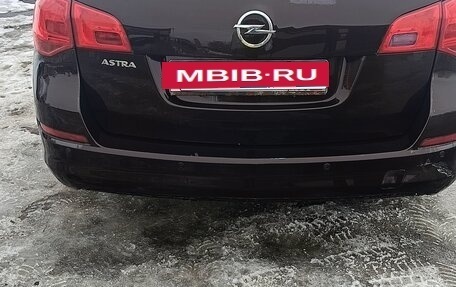 Opel Astra J, 2012 год, 650 000 рублей, 4 фотография